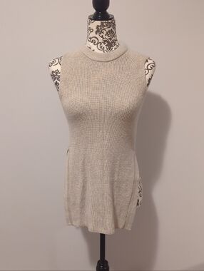 Wilfred Cream Ribbed Sleeveless Knit Tunic